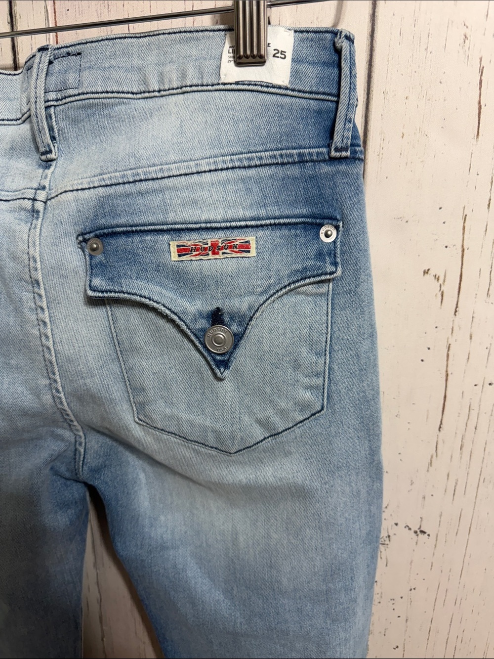 NWT Hudson Midrise Ankle Lilly Jeans - Picture 7 of 11